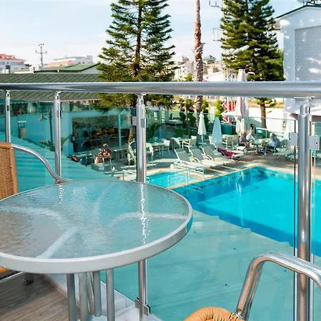 Clover Magic Altinkum Park Hotel Side