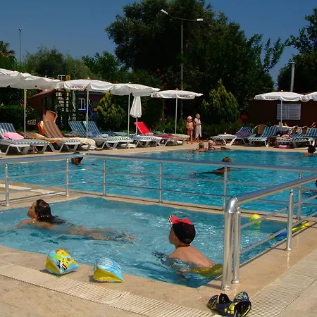 Hotel Clover Magic Altinkum Park 3*
