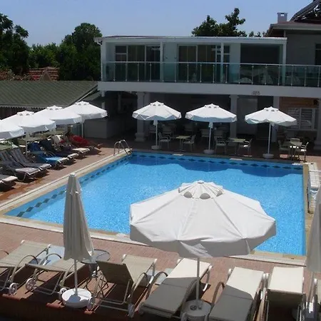Hotel Clover Magic Altinkum Park 3*