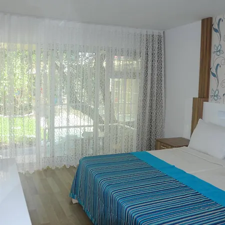 Clover Magic Altinkum Park Hotel 3*